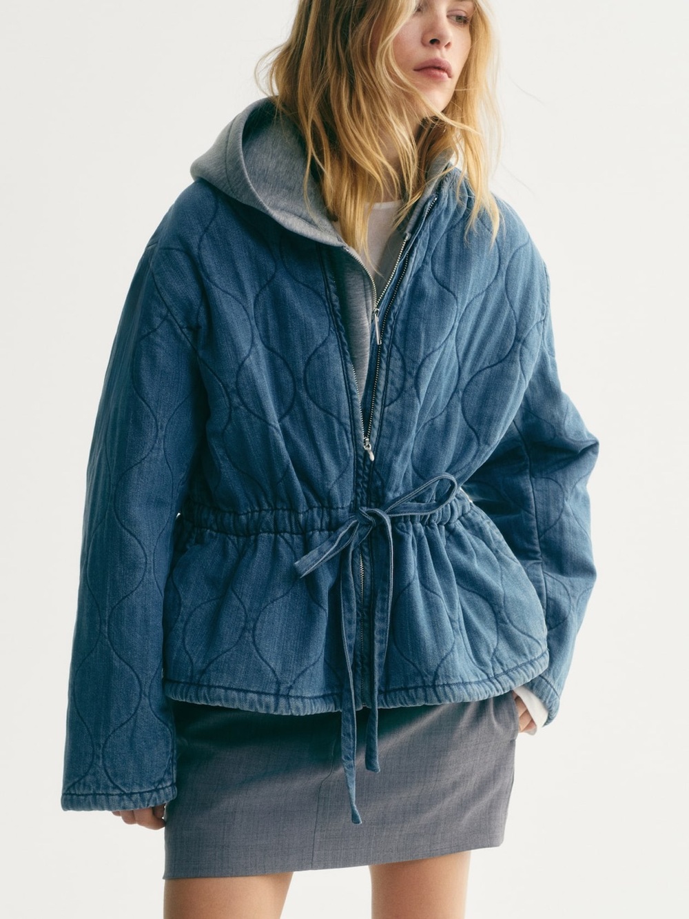 H&M | M/L | Quilted Blue Tie-Waist Jacket